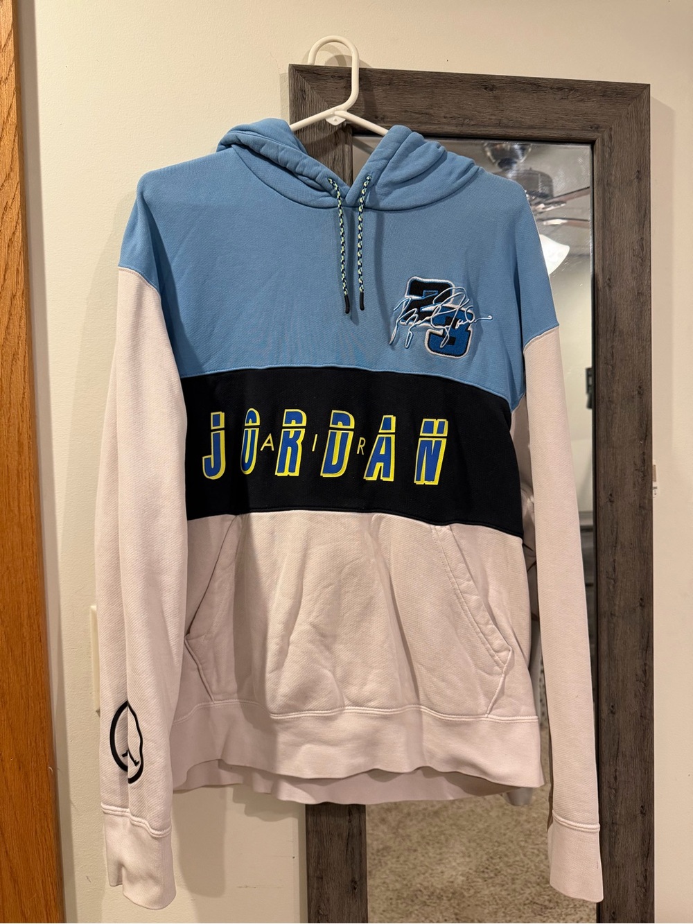 Jordan Colorblock Crewneck Hoodie - Light Blue, Black & Cream